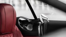 Mercedes klasy S Coupe (2014) - podajnik pasa