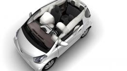 Toyota iQ - poduszki powietrzne