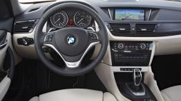 BMW X1 Facelifting - prezentacja w Monachium - kokpit