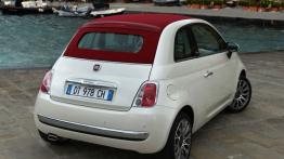 Fiat 500C - widok z tyłu