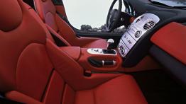 Mercedes Klasa SLR - widok ogólny wnętrza z przodu