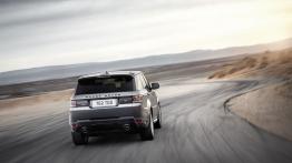 Land Rover Range Rover Sport II (2014) - widok z tyłu