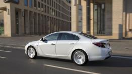 Opel Insignia Facelifting (2013) - lewy bok