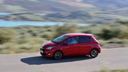 Toyota Yaris III Facelifting (2014) - lewy bok