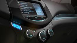 Chevrolet Spark EV - konsola środkowa