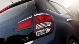 Citroen C3 II Facelifting (2013) - prawy tylny reflektor - włączony