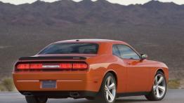 Dodge Challenger SRT8 - widok z tyłu