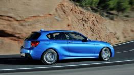 BMW M135i - prawy bok