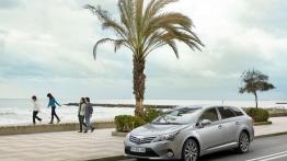 Toyota Avensis III kombi Facelifting - lewy bok