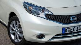 Nissan Note II 1.5 dCi (2013) - zderzak przedni