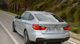 BMW 335i Gran Turismo M Sport Package (2014) - widok z tyłu