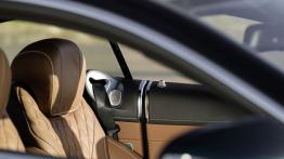 Mercedes klasy S Coupe (2014) - podajnik pasa