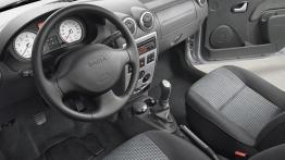 Dacia Logan MCV - pełny panel przedni