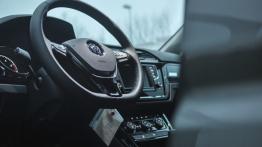 Volkswagen Touran 2.0 TDI 150 KM - galeria redakcyjna - kokpit