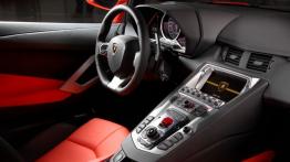 Lamborghini Aventador LP700-4 - kokpit