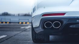 Porsche Panamera GTS - 911 dla rodziny