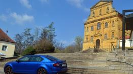 2400 km Skodą Octavia RS. W czym jest lepsza niż Jumbo-Jet?