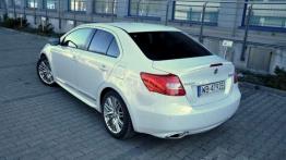 Suzuki Kizashi - próba katany