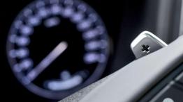 Hyundai Genesis 3.8 HTRAC vs. Lancia Thema 3.6 AWD - nie tylko Niemcy