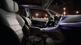 Renault Espace V Initiale Paris (2015) - widok ogólny wnętrza z przodu