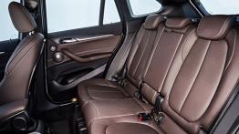 BMW X1 II xDrive20d (2016) - tylna kanapa