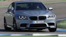 BMW M5 F10 Facelifting (2014) - widok z przodu