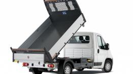 Fiat Ducato III Facelifting Tipper (2014) - widok z tyłu