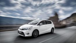 Toyota Verso Facelifting - lewy bok