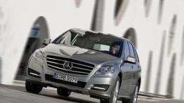 Mercedes Klasa R 2010 - widok z przodu