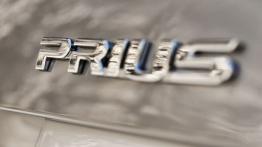 Toyota Prius Plug-in Hybrid - emblemat