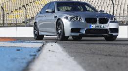 BMW M5 F10 Facelifting (2014) - widok z przodu