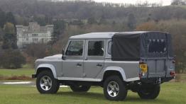 Land Rover Defender 2012 - lewy bok