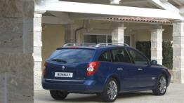 Renault Laguna III - widok z tyłu