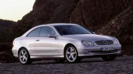 Mercedes Klasa CLK Coupe - widok z przodu