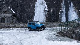 Suzuki Jimny 1.5 102 KM - galeria redakcyjna - prawy bok