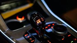 BMW X5 30d 265 KM - galeria redakcyjna - d?wignia zmiany biegów