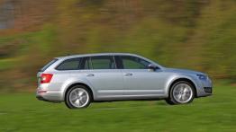Skoda Octavia III Kombi 4x4 TSI (2013) - prawy bok