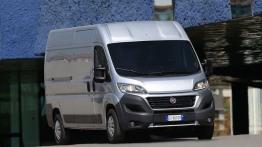 Fiat Ducato III Facelifting Furgon (2014) - widok z przodu