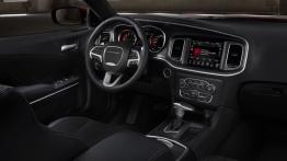 Dodge Charger Facelifting (2015) - kokpit