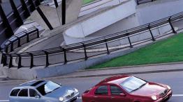 Lancia Lybra - prawy bok