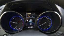 Subaru Outback 2015 2.0D - wersja europejska - zestaw wskaźników