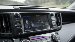 Toyota RAV4 IV Facelifting Hybrid (2016) - ekran systemu multimedialnego