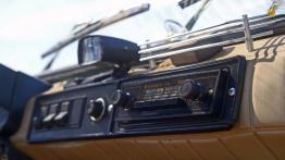 Fiat 126p & Nowy Fiat 500 - galeria redakcyjna - konsola środkowa