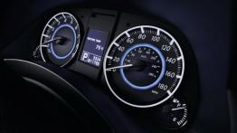 Infiniti QX70 (2014) - zestaw wskaźników
