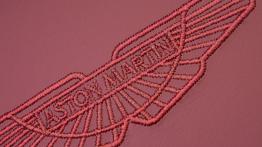 Aston Martin DB9 Facelifting Volante - tylna kanapa