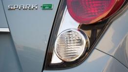 Chevrolet Spark EV - prawy tylny reflektor - wyłączony