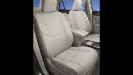 Toyota Avalon 2010 - widok ogólny wnętrza z przodu