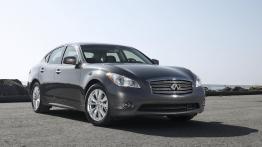 Infiniti M 2010 - widok z przodu