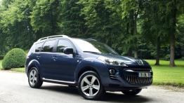 Peugeot 4007 - prawy bok