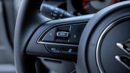 Suzuki Jimny 1.5 102 KM - galeria redakcyjna - sterowanie w kierownicy